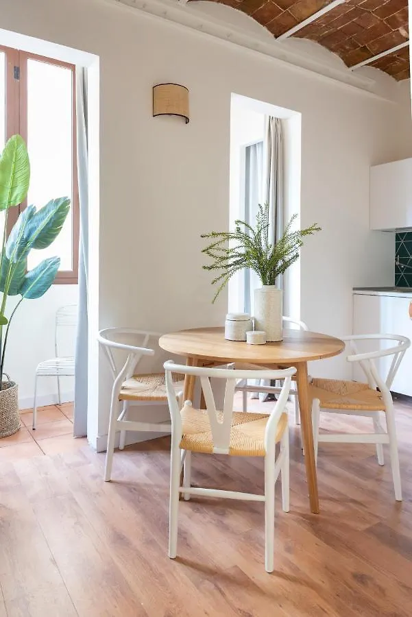 Diagonal Apartments By Olala Homes برشلونة 0*,  إسبانيا