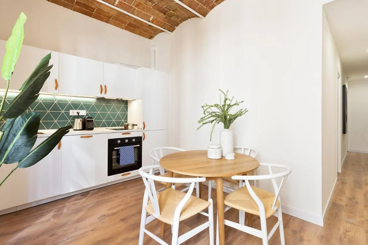 Diagonal Apartments By Olala Homes